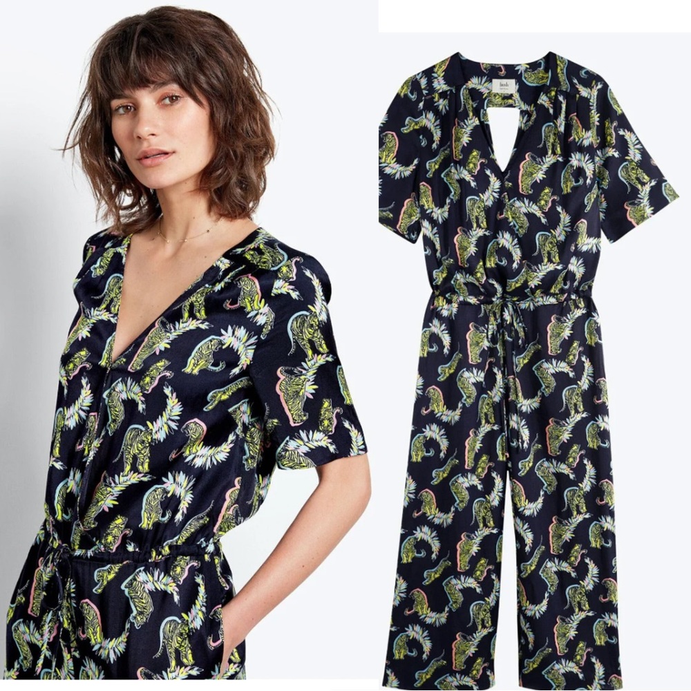 Hush Carly Cropped Jumpsuit/Romper, size 4. Drawstring waist, pockets, navy